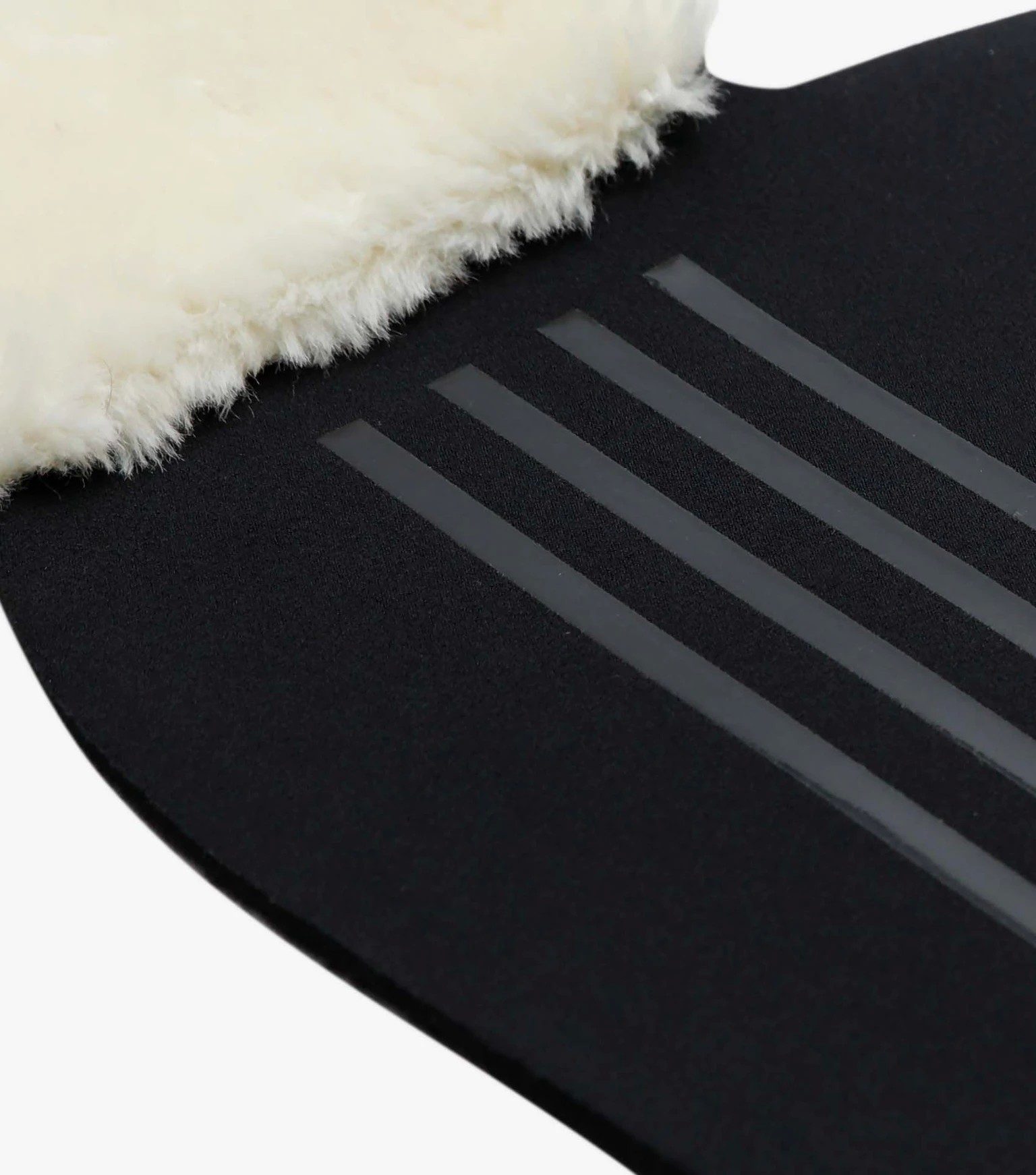 P.E TECHNO WOOL ANTI-SLIP TAIL GUARD