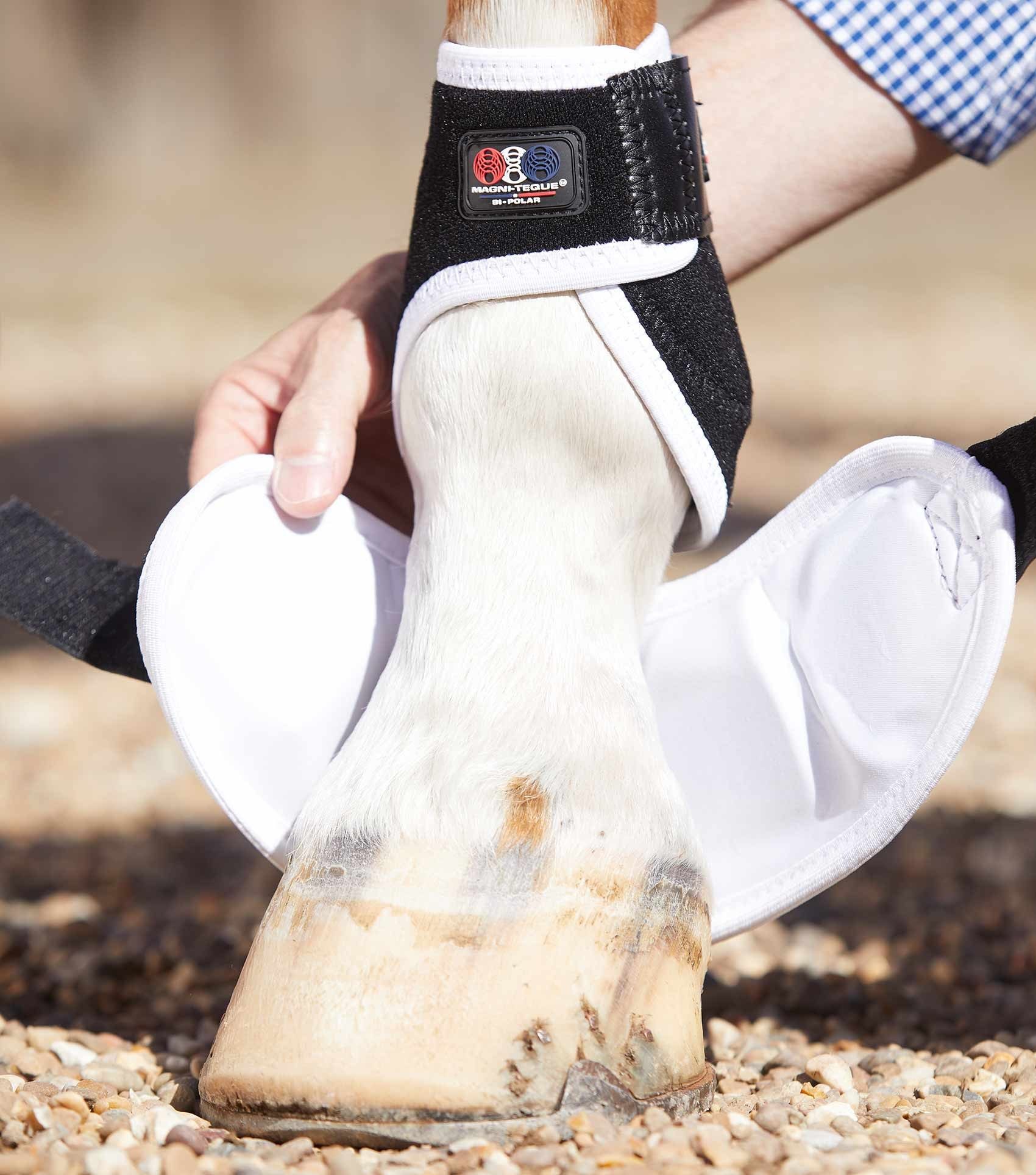 P.E MAGNI TEQUE MAGNETIC HOOF BOOT