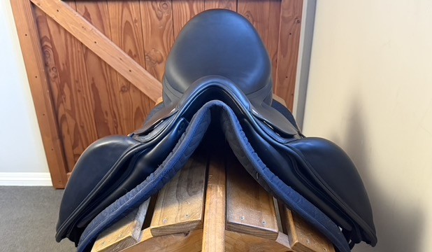 AMERIGO VEGA CLASSIC DRESSAGE 17.5" +1.5