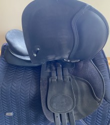 ON TRIAL - WINTEC PRO  CC JUMP 17"