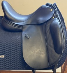 FRANK BAINES DRESSAGE 17" MW