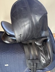 ALBION ROYALE SLK DRESSAGE 17.5"